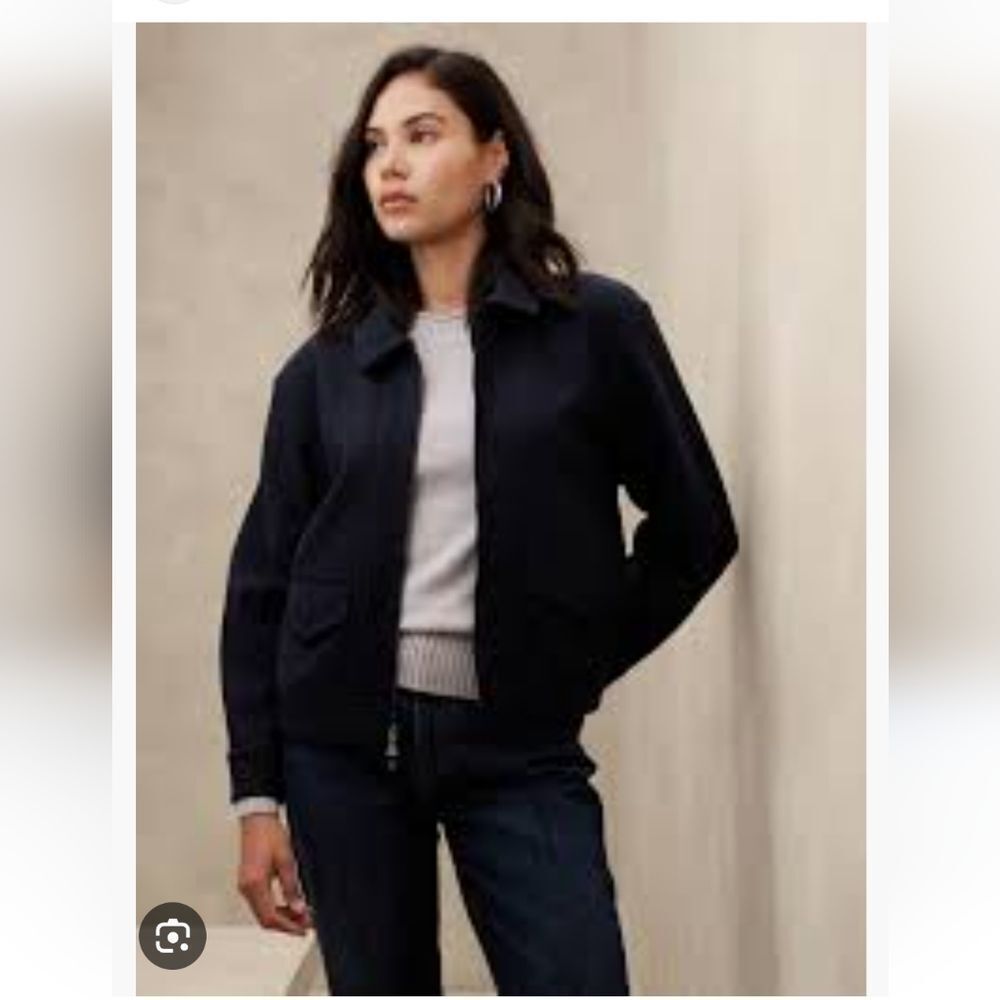 - Melton Volume Sleeve Jacket Navy Blue Jacket NEW